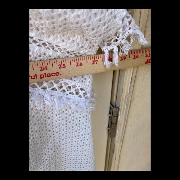 White Crochet w/ Fringe Poncho Style Swim Cover Up Sz L - Picture 4 of 7